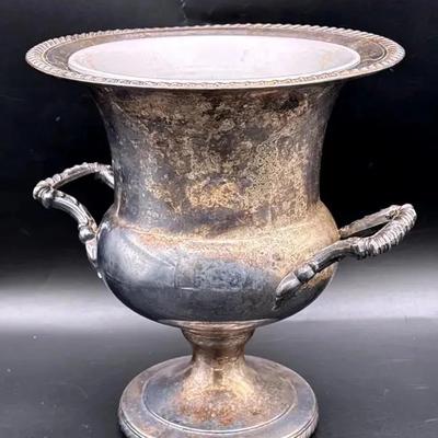 Trophy Base Ice Bucket  