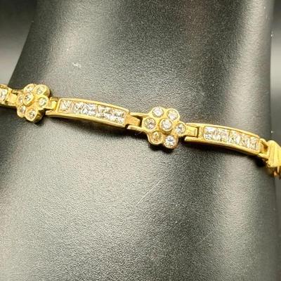 14K Gold Flower Bracelet 