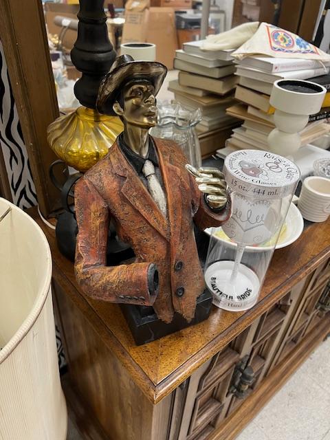 Sale Photo Thumbnail #34