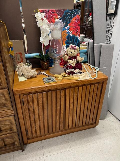 Sale Photo Thumbnail #46