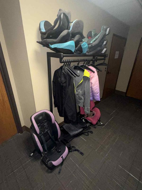 Sale Photo Thumbnail #36