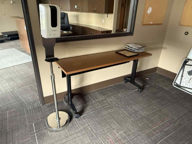 Sale Photo Thumbnail #15