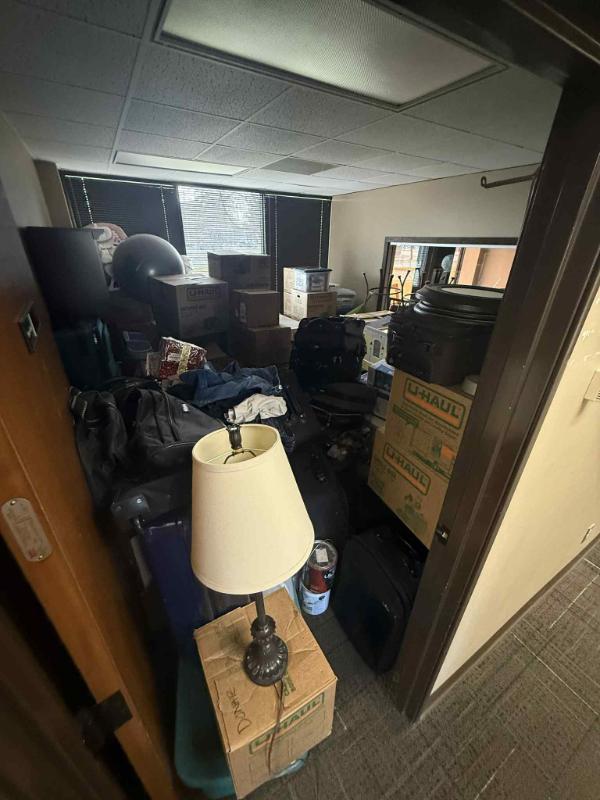 Sale Photo Thumbnail #23