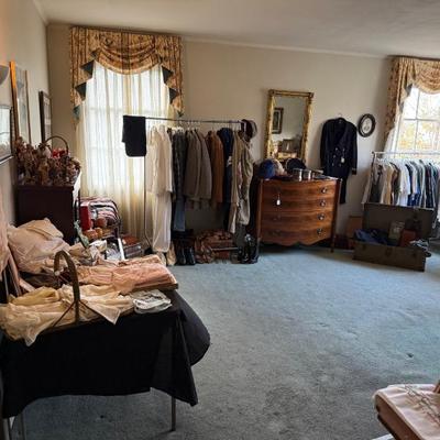 Sale Photo Thumbnail #203