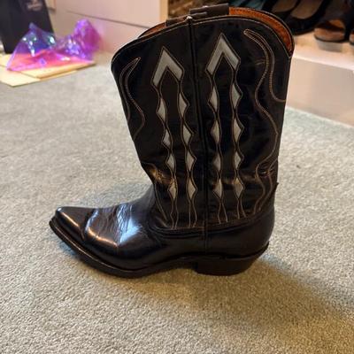 Sale Photo Thumbnail #259