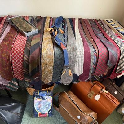 Sale Photo Thumbnail #193