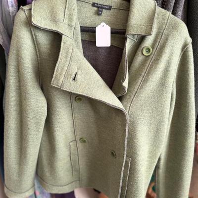 Sale Photo Thumbnail #142