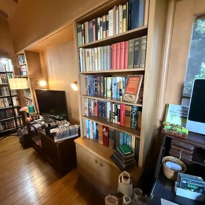 Sale Photo Thumbnail #246