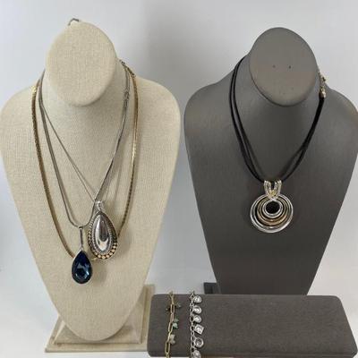 Sale Photo Thumbnail #82