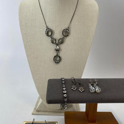 Sale Photo Thumbnail #59