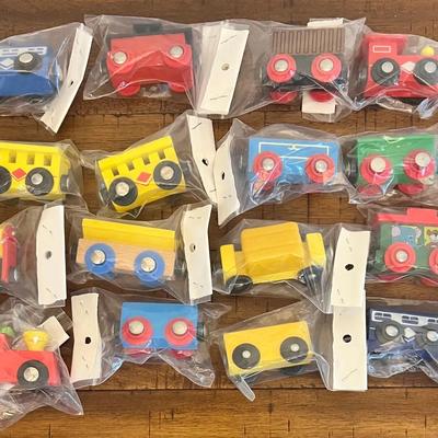 Pre-School Wooden Train Cars, Engines Magnetic Unmarked 