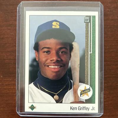 1989 Upper Deck Baseball Card. Ken Griffey Jr. - Seattle Mariners. Card #1