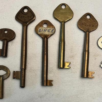 7 - Vintage Atchison, Topeka & Santa Fe Railroad Keys, Diner Car,  #3