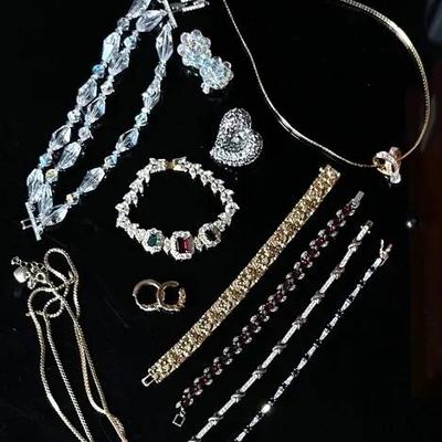 Crystal and Rhinestone Jewelry 