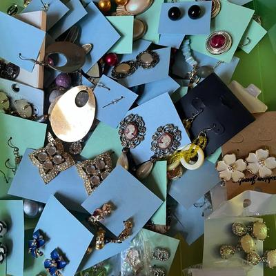 Costume Earring Collection 30+ 