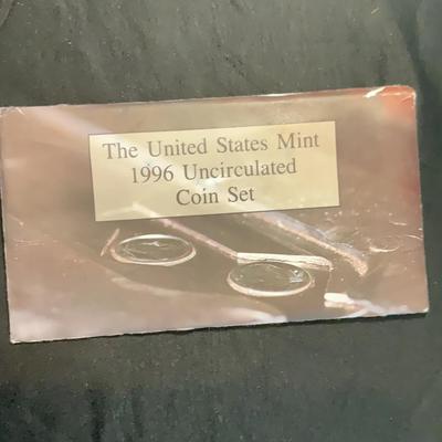 The United States Mint - 1996 Uncirculated Coin Set
