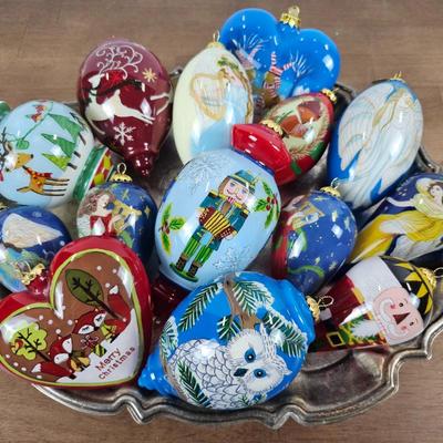 Lot #28 - Pier1 Li Bien Glass Christmas Ornaments