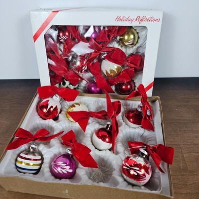 Lot #48 - Vintage Mercury Glass Hand Painted Christmas Baubles