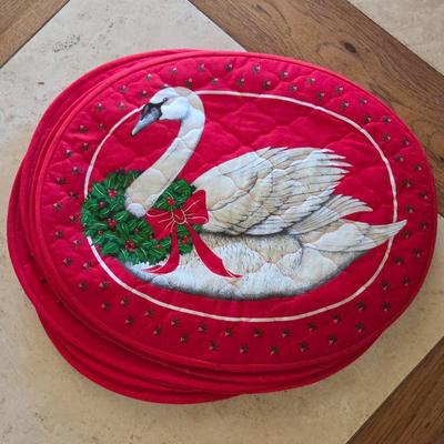 Lot #142 - Set of 10 Quilted Christmas Placemats – Swan with Wreath Holiday Table Decor