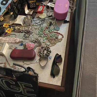 Sale Photo Thumbnail #78