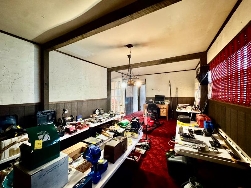 Sale Photo Thumbnail #23