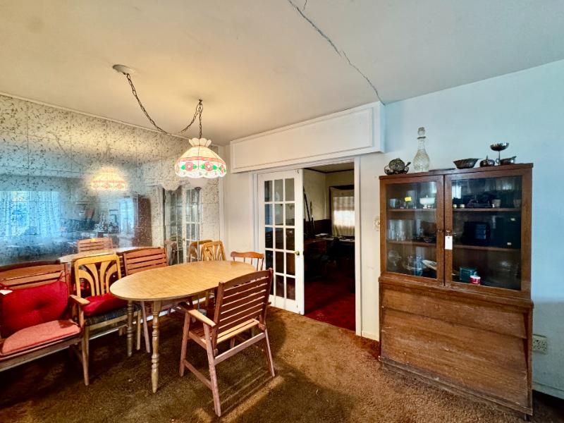 Sale Photo Thumbnail #15