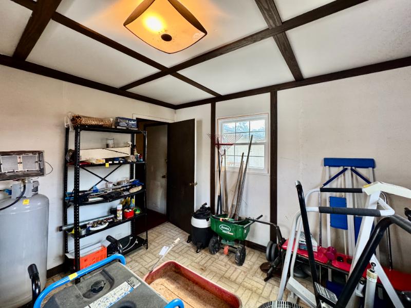 Sale Photo Thumbnail #25