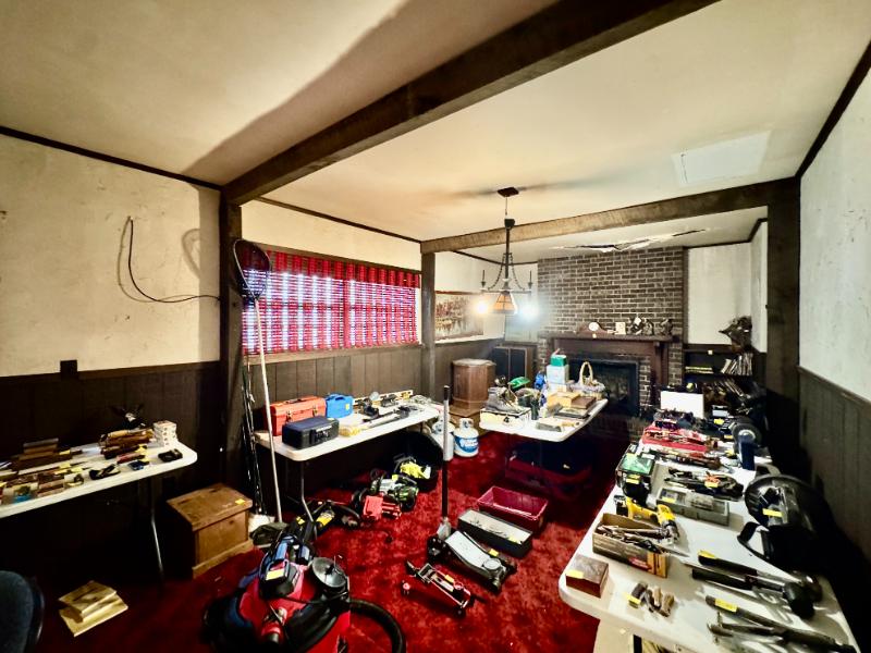 Sale Photo Thumbnail #20