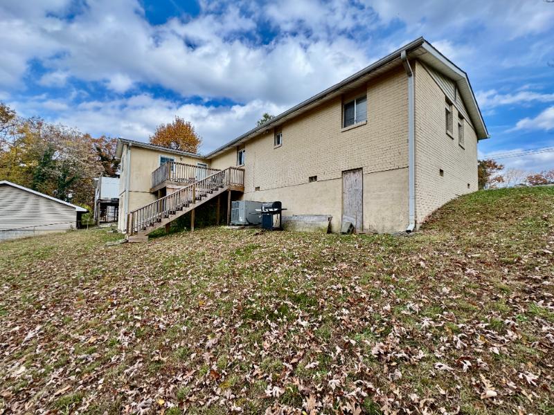 Sale Photo Thumbnail #6