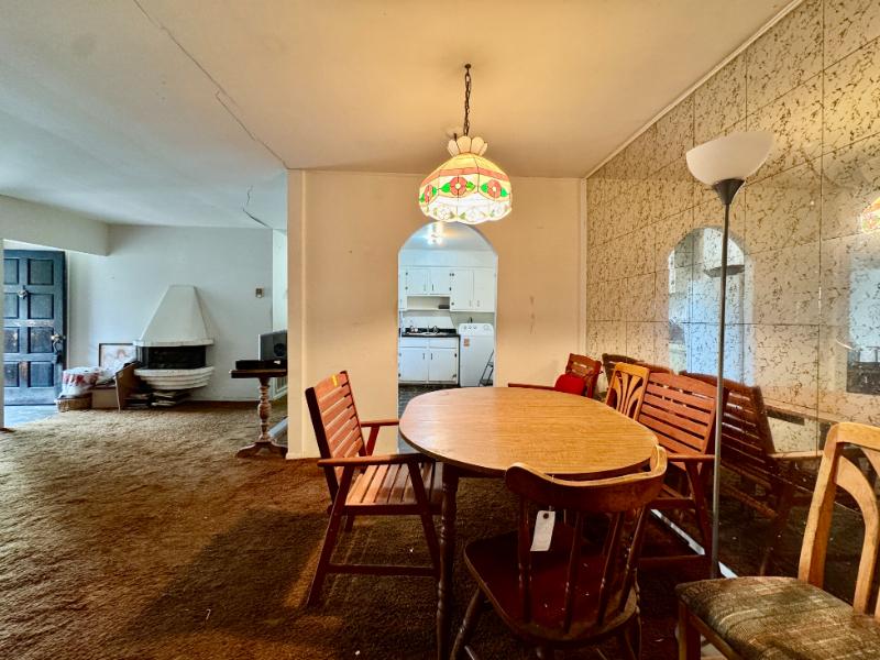 Sale Photo Thumbnail #16