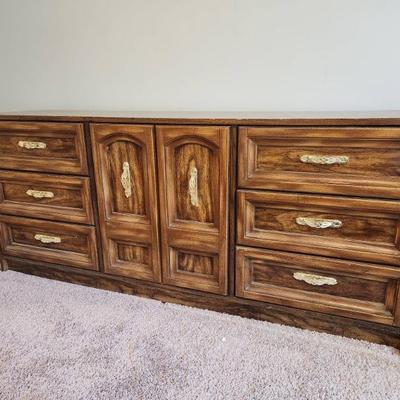 Sale Photo Thumbnail #138