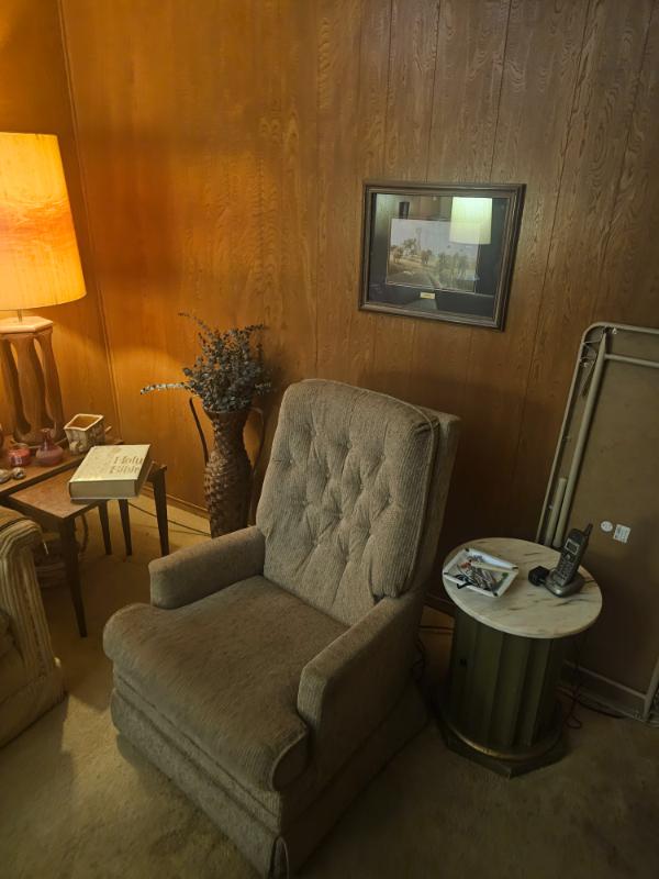 Sale Photo Thumbnail #110