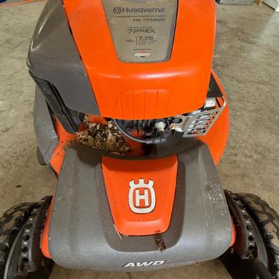 Sale Photo Thumbnail #233