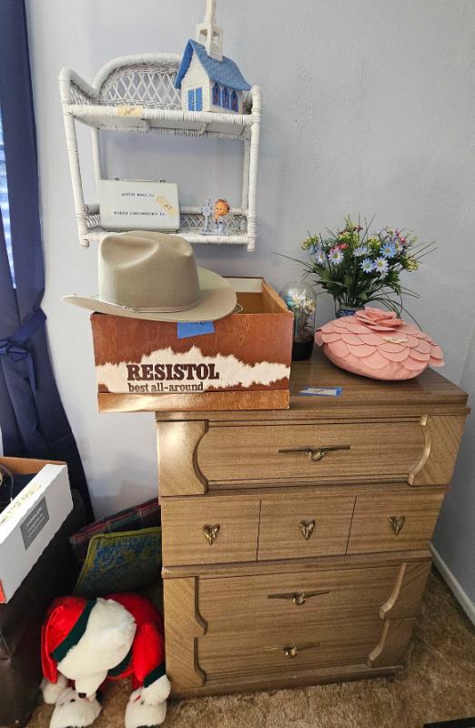 Sale Photo Thumbnail #38