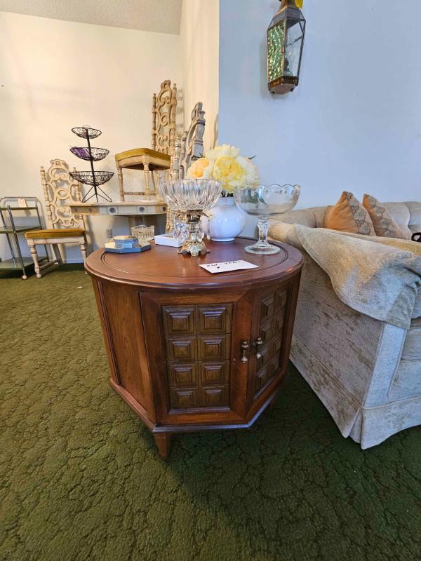 Sale Photo Thumbnail #31