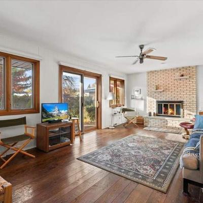 Sale Photo Thumbnail #11