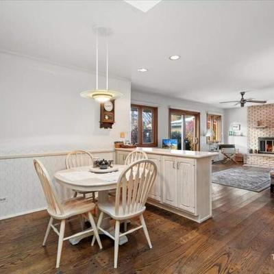 Sale Photo Thumbnail #14