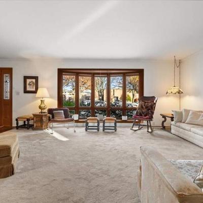 Sale Photo Thumbnail #8