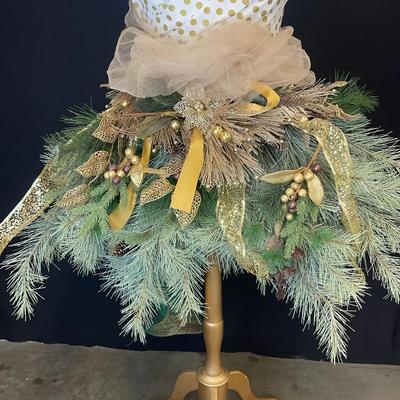 Decorated Bust Form/Mannequin 