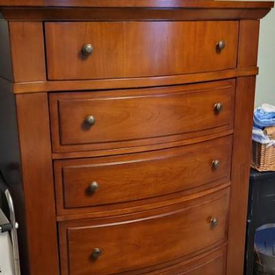 Sale Photo Thumbnail #66: Broyhill Chest of Drawers 