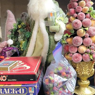 Sale Photo Thumbnail #193: Fruit Tree and Santa 