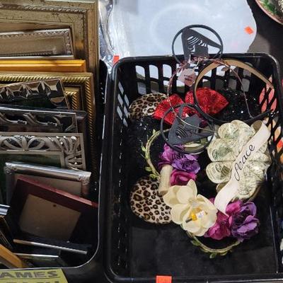 Sale Photo Thumbnail #187: Framed 