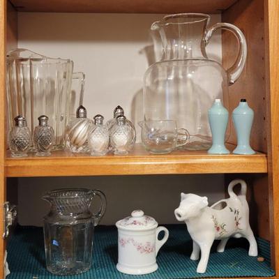 Sale Photo Thumbnail #15: Glass Pitchers