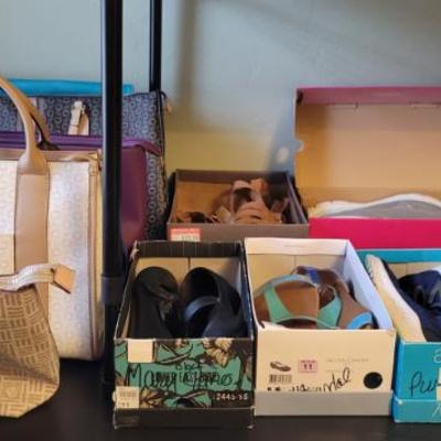 Sale Photo Thumbnail #61: Shoes and Purses 