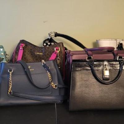 Sale Photo Thumbnail #64: Purses 
