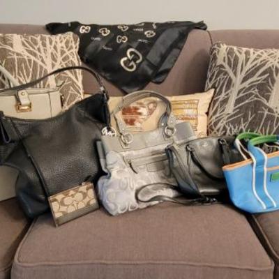 Sale Photo Thumbnail #78: Designer Purses: Dooney & Bourke, Michael Kors and Coach 