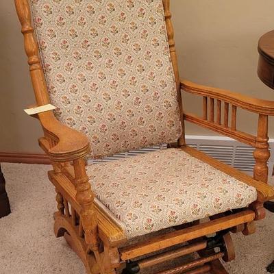 Sale Photo Thumbnail #102: Oak Glider