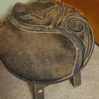 Sale Photo Thumbnail #76: Cat Stool 