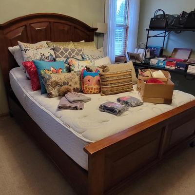 Sale Photo Thumbnail #69: Power Lift Bed 