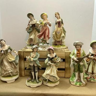 9pc Vintage Mid-Century Colonial Figurines 